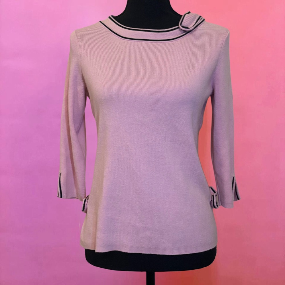 Vintage Y2K Sandra King Pink Knit Top w Black Button Details - Size Small